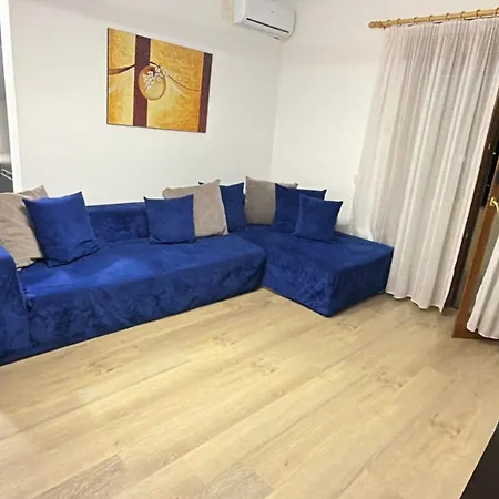 Holiday Tirana Διαμέρισμα *